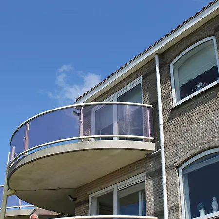 아파트 De Strandloper *